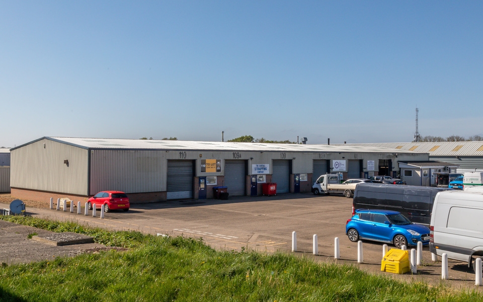 Leyland Trading Estate - Externals (5)